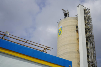 Cutting carbon, growing savings: How UNIDO is helping Indonesia's fertilizer industry slash emissions
